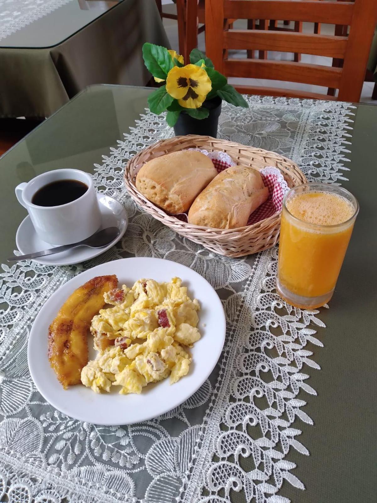 Posada Del Angel Hotel Tarapoto Ngoại thất bức ảnh